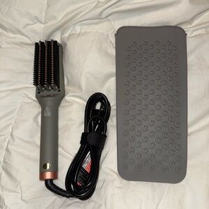 Complex Gray and Copper Hair Styling Tool with Mat